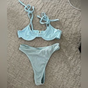 437 bikini
